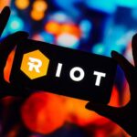 Riot Platforms CEO Reaffirms Plan To Boost Bitcoin Yield But ‘Not Looking Too Closely’ At Michael Saylor-Led Strategy’s Maneuvers – MicroStrategy (NASDAQ:MSTR)